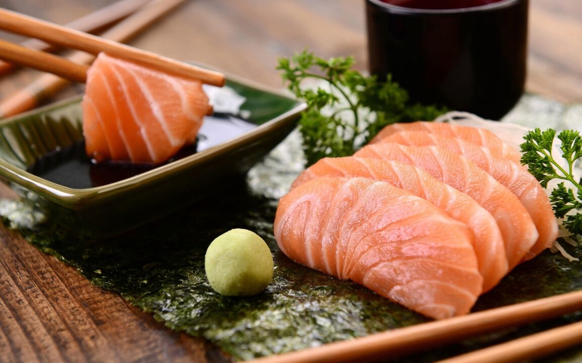 O peixe é um dos alimentos básicos da dieta japonesa, com exceção de variedades gordurosas como o salmão. 